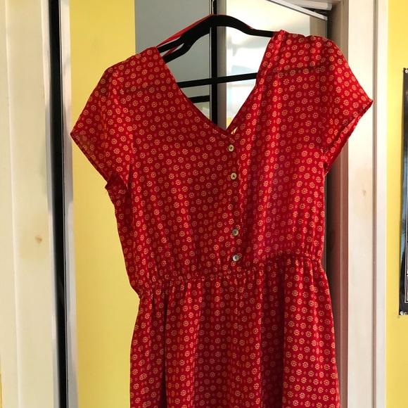 Red Pattern Romper - Picture 1 of 4